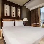 The Elysium Taksim Hotell 5*
