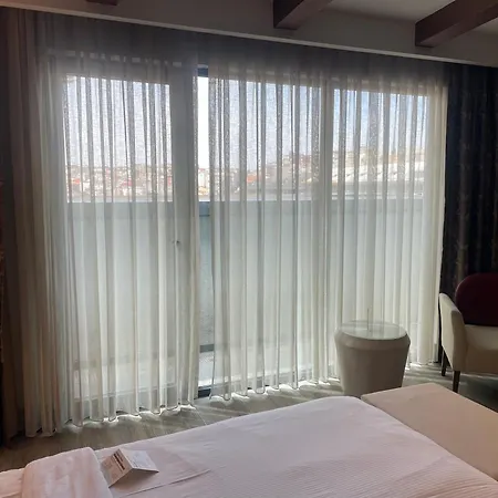 The Elysium Taksim Hotel 5*